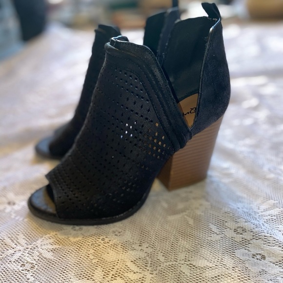 Qupid Black Peep Toe Slingback Heels Womens Size 6 - Picture 4 of 10